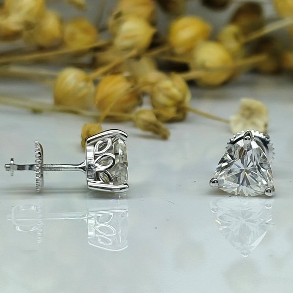 2 Ct Trillion Cut  VVS1 Clear White Moissanite Stud Earring - Picture 5 of 6